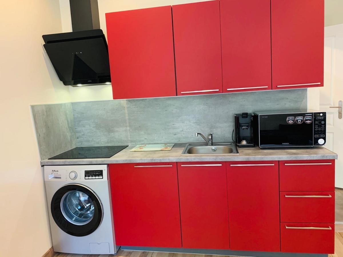 Splendide Studio Au Coeur Historique De Frejus Lägenhet Exteriör bild