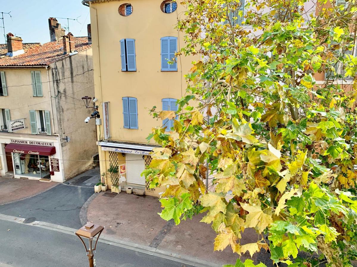 Splendide Studio Au Coeur Historique De Frejus Lägenhet Exteriör bild